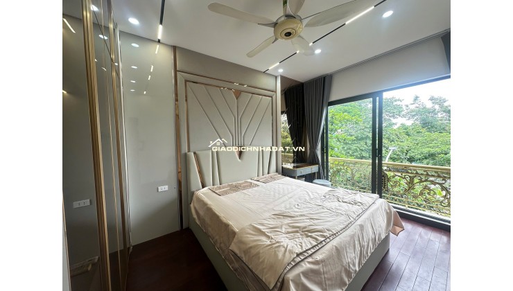 Mặt phố kinh doanh Kim Giang, DT 45m2, 5 tầng giá 18 tỷ.