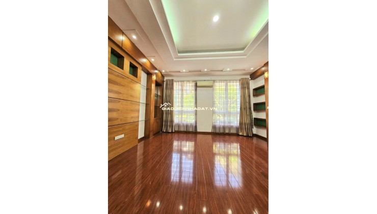 Ôtô tránh Phạm Tuấn Tài (Hoàng Quốc Việt) 58m/5Tầng/MT 5m 32 Tỷ, Ngõ To Hơn Phố