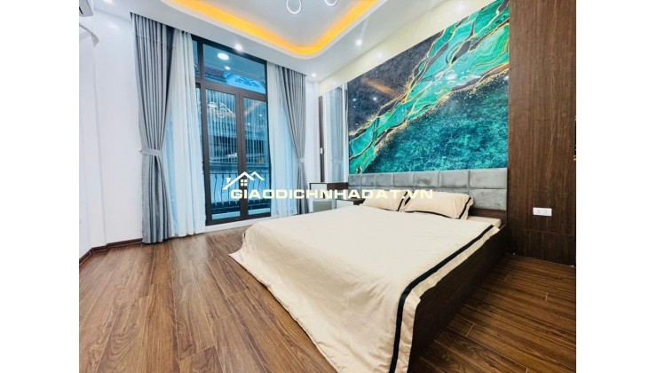Nhà Đẹp, Nội Thất Xin Xò! Bán Nhà Trung Tâm Quận Đống Đa - Phố Trường Chinh