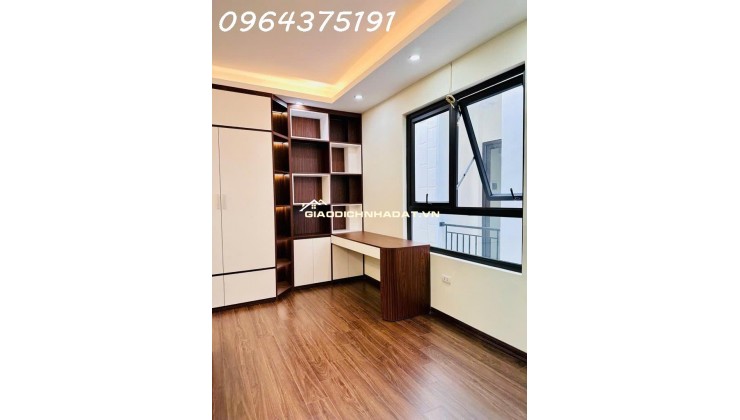 bán nhà bồ đề long biên 32m2 5 tầng ngõ gần ô tô giá nhỉnh 5 tỷ