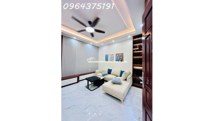 bán nhà bồ đề long biên 32m2 5 tầng ngõ gần ô tô giá nhỉnh 5 tỷ