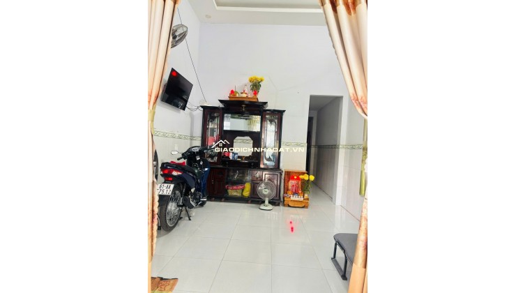 BÁN NHÀ GIÁ TỐT – TRUNG TÂM DĨ AN