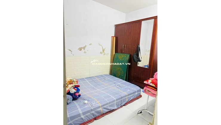 BÁN NHÀ GIÁ TỐT – TRUNG TÂM DĨ AN