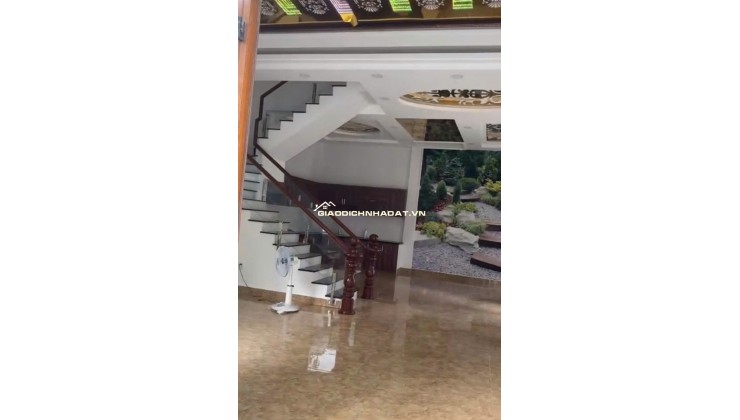 NHÀ BÁN ĐƯỜNG TRẦN THÁI TÔNG, PHƯỜNG 15, TÂN BÌNH, NGANG 9.2 X 13.5, GIÁ 25 TỶ