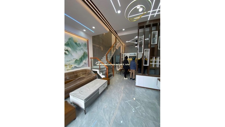 HOTNHÀ BÌNH CHÁNH 1 TRỆT 1 LẦU- SHR- GIÁ 1TỶ199