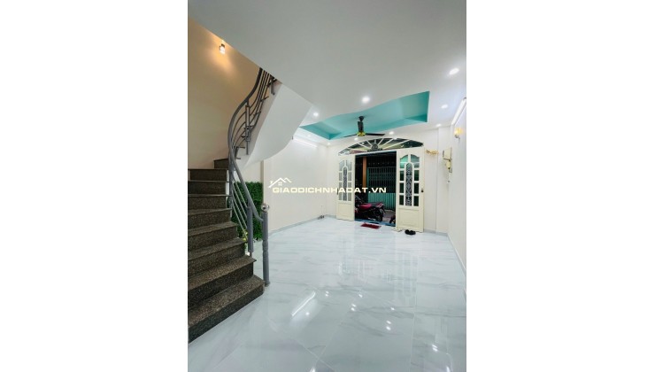 Nhà Đẹp Lạc Long Quân Nhỉnh 4 Tỷ