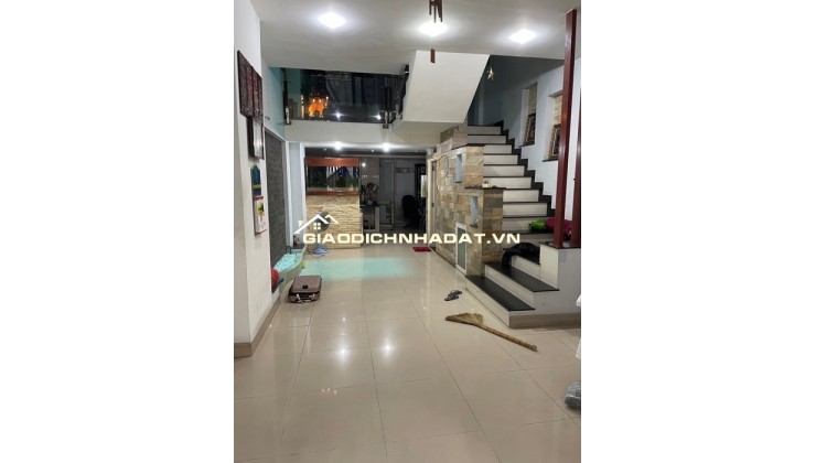 ĐƯỜNG XE HƠI 7m - SÁT MẶT TIỀN ĐƯỜNG