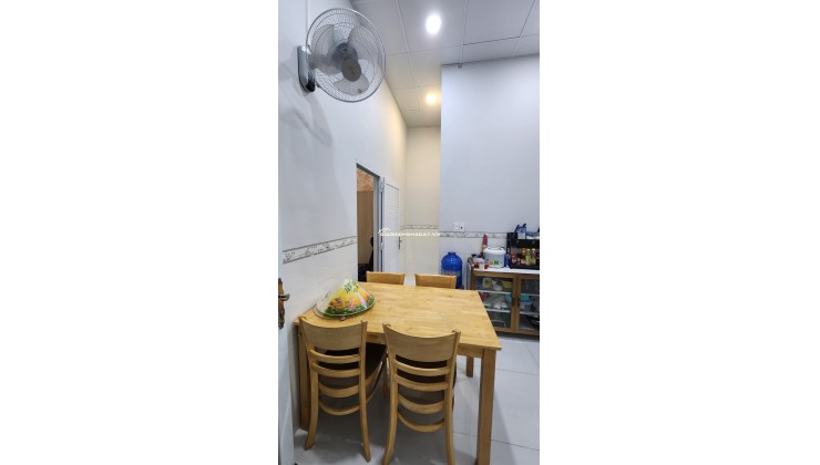 Nhà Đường Nguyễn Văn Quy, Hưng Phú, Cần Thơ: 270m², Sổ Hồng, Giá 3.2 Tỷ