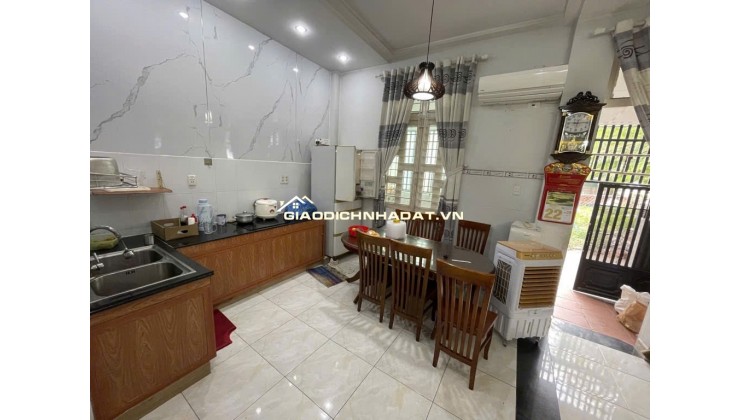 LÔ GÓC 2 MẶT XE TẢI ĐS 1 - 63m2 5 TẦNG  - CÁCH 1 CĂN RA VIEW SÔNG - NHỈNH 7 TỶ 

Mô tả: V0.7760111
LÔ GÓC 2 MẶT XE TẢI ĐS 1 - 63m2 5 TẦNG  - CÁCH