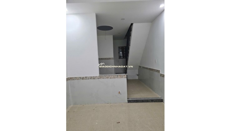 BÁN NHÀ CHÍNH CHỦ – GIÁ TỐT GẦN CHỢ BÌNH CHÁNH