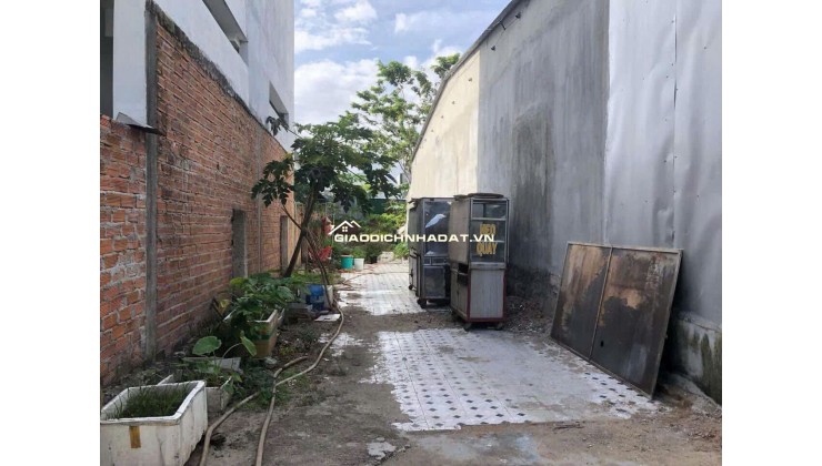 Bán Lô Đất Cao Ráo, Sổ Riêng, 137m² Hẻm Ô Tô 4m, Gần Đại Học & Chợ, Giá Tốt – Nha Trang