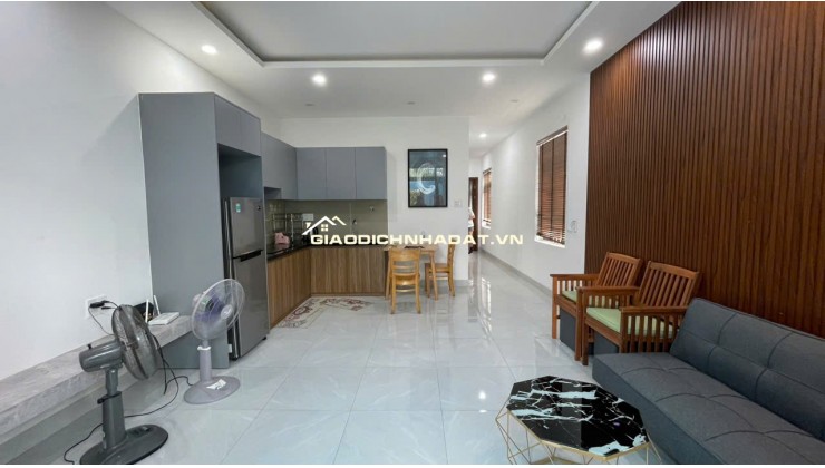 Cơ Hội Hiếm: Nhà 2 Tầng 2 Mặt Tiền Gần Biển Phạm Văn Đồng – Giá Tốt 5,2 Tỷ