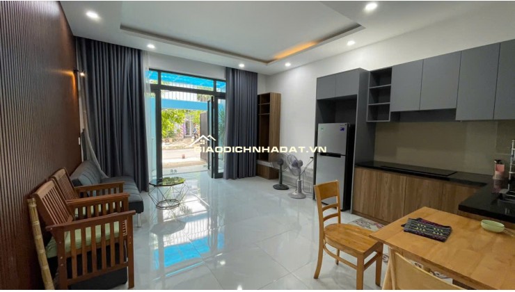 Cơ Hội Hiếm: Nhà 2 Tầng 2 Mặt Tiền Gần Biển Phạm Văn Đồng – Giá Tốt 5,2 Tỷ