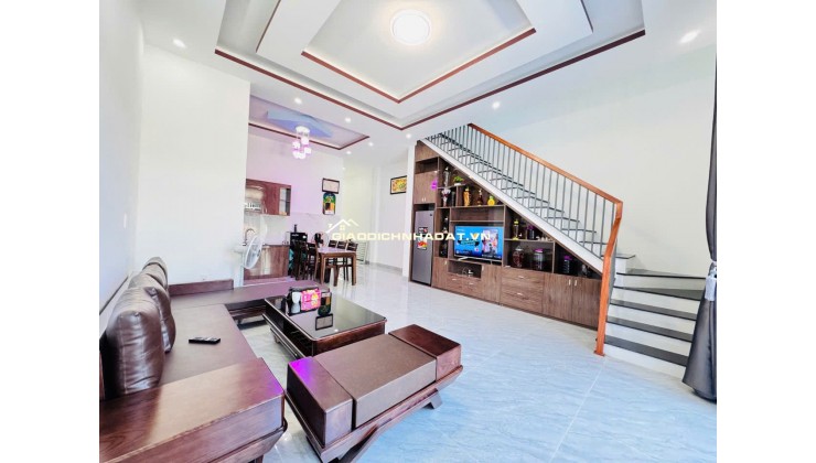 BÁN NHÀ 2 TẦNG K428 TÔN ĐẢN – VỊ TRÍ ĐẸP, VÀO Ở NGAY