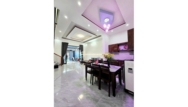 BÁN NHÀ 2 TẦNG K428 TÔN ĐẢN – VỊ TRÍ ĐẸP, VÀO Ở NGAY