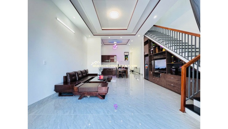 BÁN NHÀ 2 TẦNG K428 TÔN ĐẢN – VỊ TRÍ ĐẸP, VÀO Ở NGAY