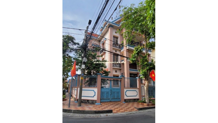 Biệt thự góc siêu vip khu bộ công an quận 7 , 39 tỷ !!!!!!!!!