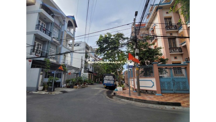 Biệt thự góc siêu vip khu bộ công an quận 7 , 39 tỷ !!!!!!!!!