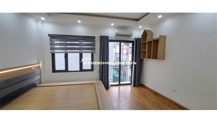 Bán nhà ngõ 564 Nguyen văn Cừ, Bồ Đề,35m 5T  oto ,KD, 7,6 tỷ .