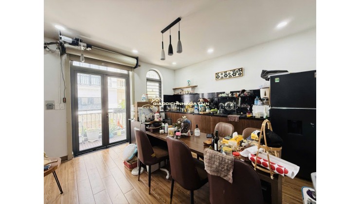 NHÀ SIÊU ĐẸP HẺM NHỰA 7M – HỒ VĂN LONG, PHƯỜNG BÌNH HƯNG HÒA B, QUẬN BÌNH TÂN – 55M² (5,5M X 10M), 4 TẦNG – CHỈ 5,5 TỶ THƯƠNG LƯỢNG NHẸ