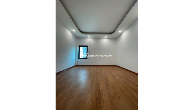 CỰC PHẨM DI TRẠCH , 4 TẦNG , NGÕ Ô TÔ ,  45m2 GIÁ NHỈNH 6 TỶ