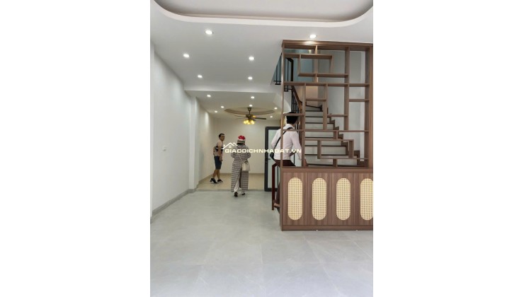 CỰC PHẨM DI TRẠCH , 4 TẦNG , NGÕ Ô TÔ ,  45m2 GIÁ NHỈNH 6 TỶ
