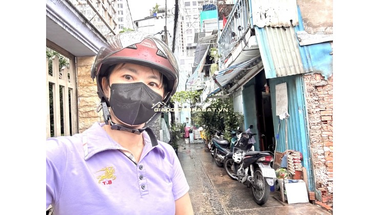 BÁN ĐẤT - XE HƠI CÁCH VÀI BƯỚC CHÂN- TIỆN CHỦ XÂY THEO CÔNG NĂNG SỬ DỤNG-NGANG 5.1M - ĐƯỜNG BẾN VÂN ĐỒN- HOÀNG DIỆU ĐẾN NGUYỄN TẤT THÀNH CHỈ 2 PHÚT