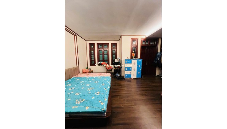 Bán nhà biệt thự liền kề phố Đội Nhân quận Ba Đình.