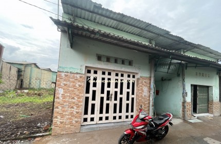  Bán Nhà + dãy trọ 10 phòng, Tân Đông Hiệp, Dĩ An, 210m2 (ngang 10), đường ô tô, giá Đầu Tư 3,9 Tỷ