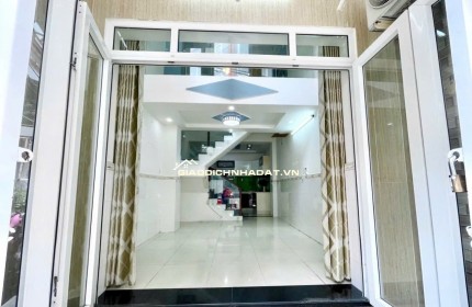 Ú Òa - Vị Trí Đẹp - Hẻm 3m Thông -  Gần Mặt Tiền Hoàng Sa .