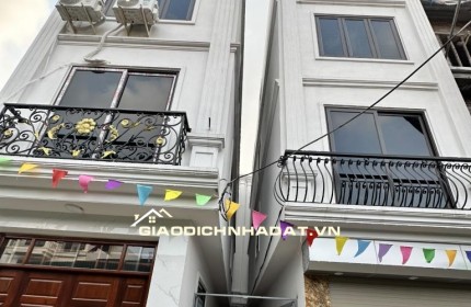 Bán nhà Đại Cát Liên Mạc 35m, 4 tầng Ô TÔ đỗ cửa
