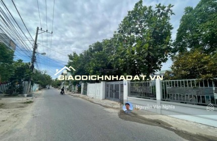 SIÊU PHẨM HIẾM - LÔ GÓC MẶT TIỀN BÌNH KỲ KẸP KIỆT 4M, GIÁ RẺ HƠN ĐẤT KIỆT