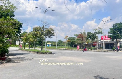 Mt Nguyễn Lương Bằng trục chính kết nối Quận 7 _ Cần Giờ , giá 55tr/m2