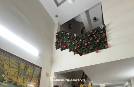 Nhà mới ở ngay hẻm xe hơi Tô Hiến Thành, Q10 - 5 tầng BTCT, 5PN, DTSD: 185m2 sổ vuông - giá 12,9 tỷ