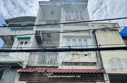 NHÀ HẺM XE HƠI VƯỜN LÀI – TRỆT 2 LẦU + ST – KHU VIP DÂN TRÍ CAO. LH:0908693110.
