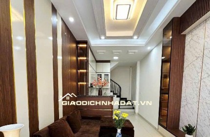 BÁN NHANH NHÀ ĐỘI CẤN - 5 TẦNG - 36M2 – NGÕ THÔNG – VỪA Ở VỪA KINH DOANH – FULL NỘI THẤT - GIÁ TÔT ĐẦU TƯ