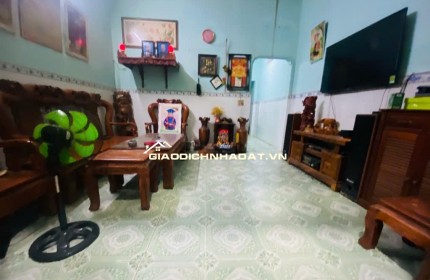 NHÀ CẤP 4 – LÀNG ĐHQG, GẦN BXMĐ MỚI chỉ nhỉnh 2 Tỷ