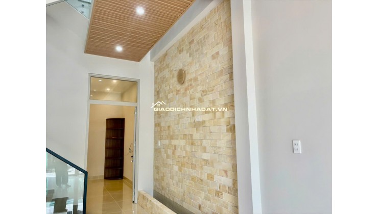 Bán Nhà Mới Xây Xong 1 trệt 1 lầu ngay trung tâm phường Sa Đéc, Đồng Tháp