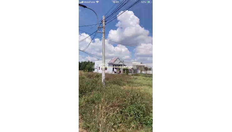 Bán gấp lô 5 x 18 KDC Long Cang Cần Đước chính chủ