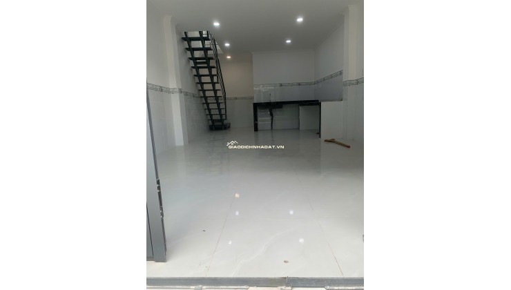 Bán nhà 1 trệt 1 gác suốt cách Nguyễn Văn Linh chỉ 100m nhà mới tinh