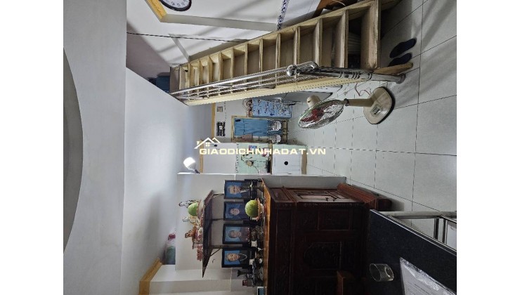 Chủ hạ 50tr giá mới 4.02ty

Quận 11 - Lạc Long quân