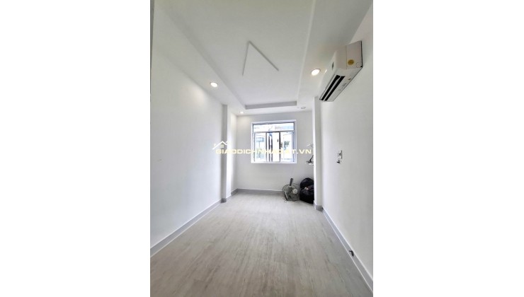HIẾM -HẺM XE HƠI ĐỖ CỬA LÊ VĂN SỸ Q3 - NHÀ ĐẸP - TRỆT, 3 LẦU, SÂN THƯỢNG - NỞ HẬU TÀI LỘC - CHỈ NHỈNH 8 TỶ