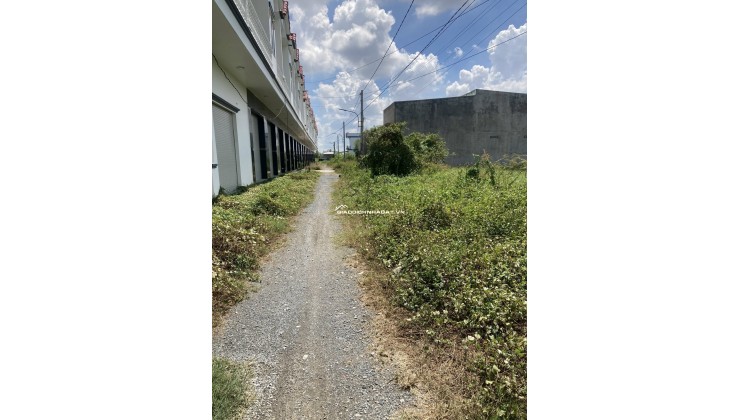 Bán gấp lô 5 x 18 KDC Long Cang Cần Đước chính chủ