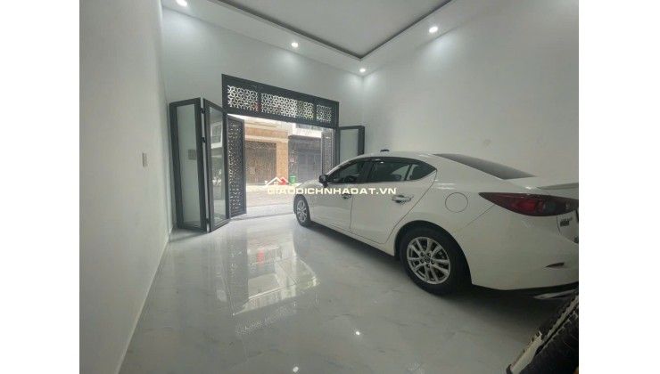 Bán nhà khu cao cấp Hà Huy Giáp 4 lầu đường nội khu 10m siêu đẹp