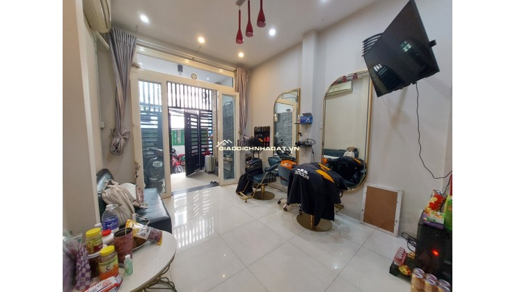 Nhà đẹp đường Phạm Ngũ Lão 5 tầng, 5 phòng ngủ, 54 m2 giá chỉ 13,5 tỷ