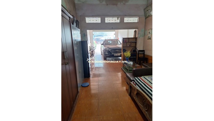 CHO THUÊ NHÀ 70m2 MẶT TIỀN QUÔC LỘ 6 PHÚ NGHĨA CHƯƠNG MỸ CHỈ 5 TRIỆU/THÁNG