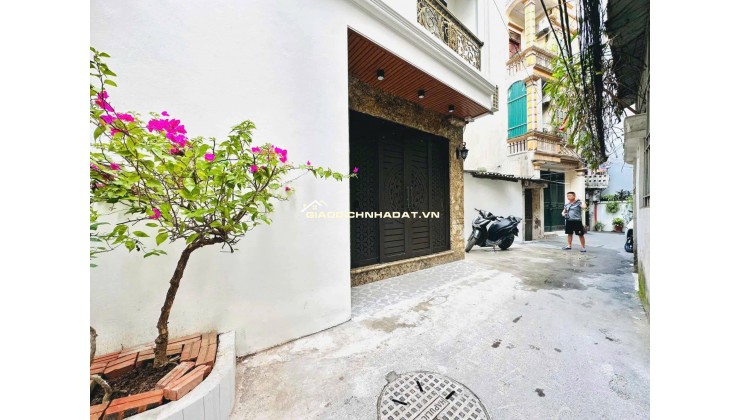 Bán nhà ngõ 132 cầu giấy 59m x5 tầng giá 15,5 tỷ ,cách ô tô 20m