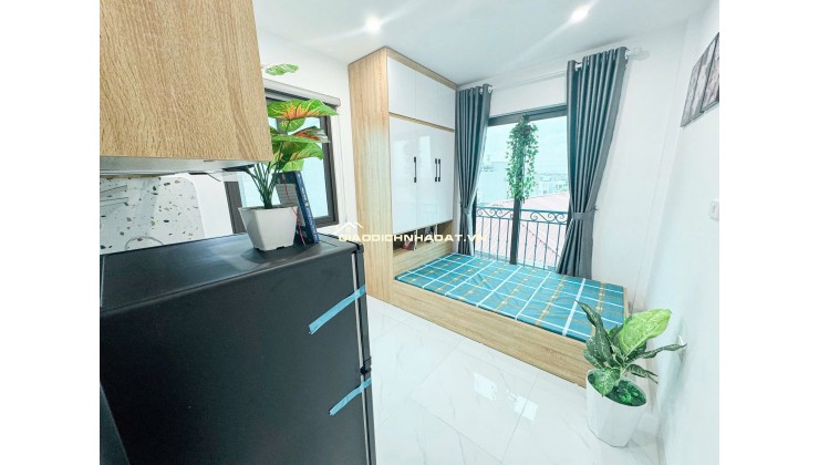 Bán gấp tòa CHDV phố Hòa Bình 7 - TK 7 tầng có thang máy - Gồm 17 phòng cho thuê.