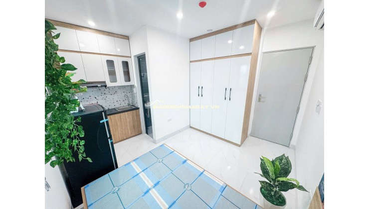 Bán gấp tòa CHDV phố Hòa Bình 7 - TK 7 tầng có thang máy - Gồm 17 phòng cho thuê.