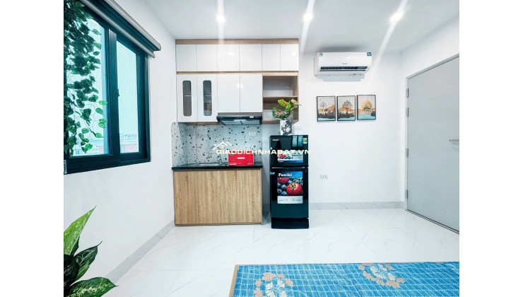 Bán gấp tòa CHDV phố Hòa Bình 7 - TK 7 tầng có thang máy - Gồm 17 phòng cho thuê.